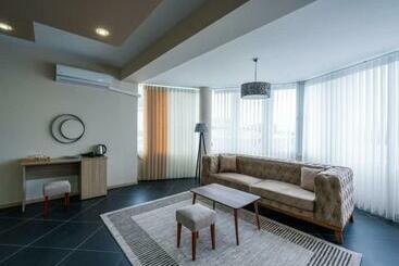 هتل & Resort Bon Bon