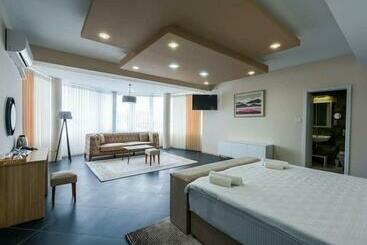 هتل & Resort Bon Bon