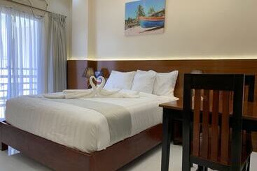 酒店 Villa Mj Maristela Beach Resort
