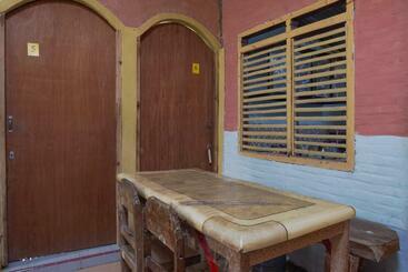 پانسیون Gandrung Payungan Family Inn
