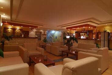 Olga's Aparthotel