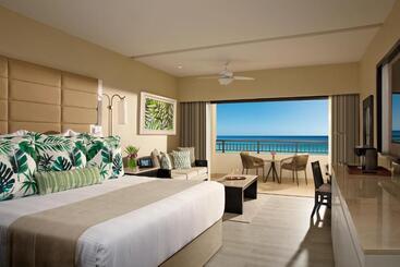 استراحتگاه Secrets Wild Orchid