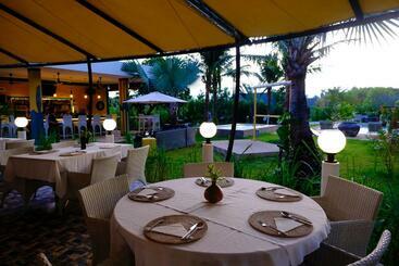 هتل Barong Resort