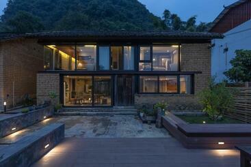 تختخواب و صبحانه Yangshuo Hillside Homestay