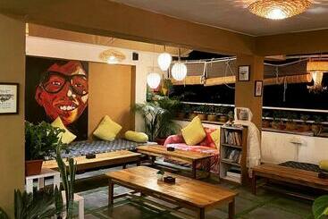 Mellow Fellow Hostel