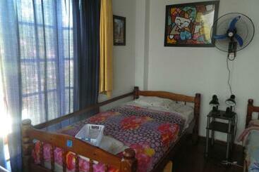 هاستل La Jungla Experience Lodgings   Vacation Home And Apartment