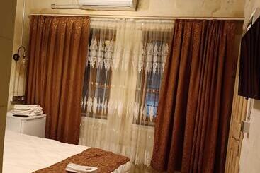 تختخواب و صبحانه Doğanbey Konaği