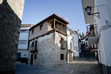 Casa Rural Arbequina Despierta Tus Sentidos En El Valle Del Ambroz