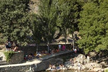 Casa Rural Arbequina Despierta Tus Sentidos En El Valle Del Ambroz