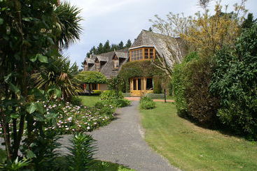 هتل Fyffe Country Lodge