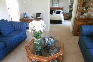 St James Bed And Breakfast