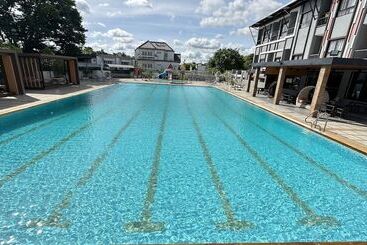 هتل Buathong Pool Villa