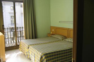 Hostal Nuevo Colon