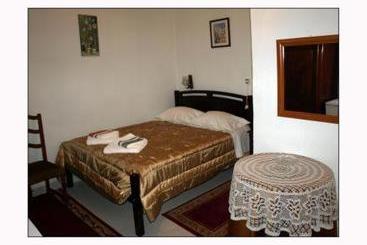 مسافرخانه Residencial Dandy