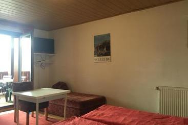 هتل Haus Kernstock