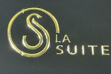 هتل La Suite Grenoble Spa Jacuzzi Et Sauna Privatif