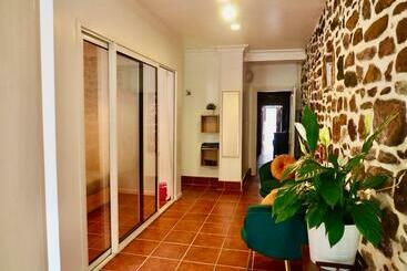 پانسیون Studio Camino Real