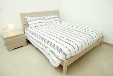 تختخواب و صبحانه Scirocco Guest House