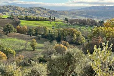 تختخواب و صبحانه Casale Terre Rosse