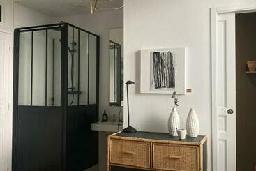 تختخواب و صبحانه La Boutique Mj Décoration Vous Propose De Découvrir Ses Deux Chambres D Hôtes