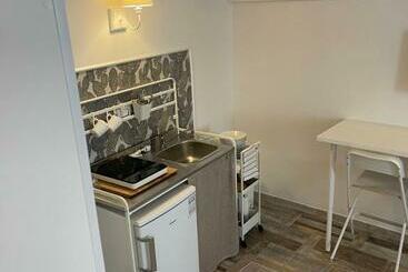 تختخواب و صبحانه Relais Medea