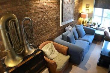 تختخواب و صبحانه Beach Haven Accommodations