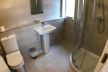 تختخواب و صبحانه Beach Haven Accommodations