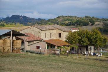 تختخواب و صبحانه Perugia Farmhouse
