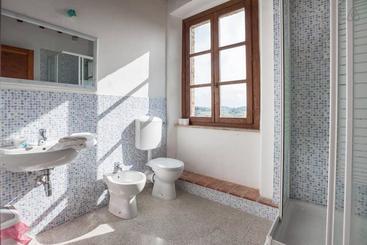 تختخواب و صبحانه Perugia Farmhouse