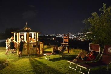 تختخواب و صبحانه Perugia Farmhouse