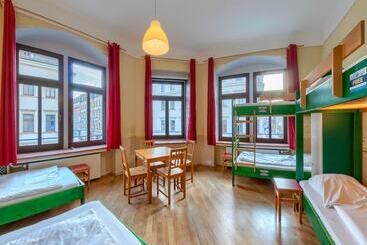 Hostel Mondpalast