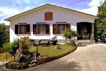 مبيت وإفطار La Meridiana House