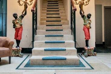 Gadir Suites