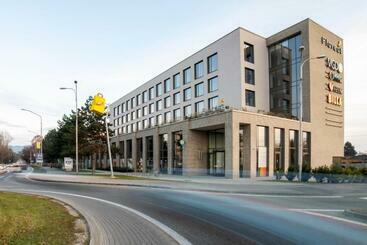هتل Hendi Centrum