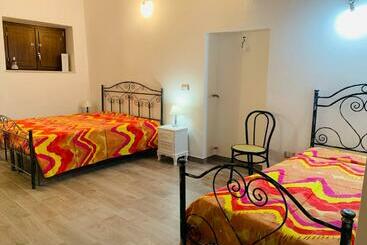 تختخواب و صبحانه Prestige Luxury Rooms & Appartment