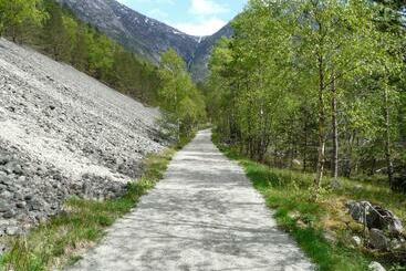 Kvamsdal Pensjonat 2