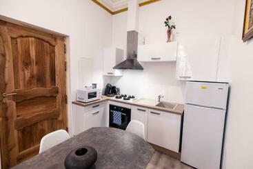 Пансион Appartement Maison De L église Du Couvent