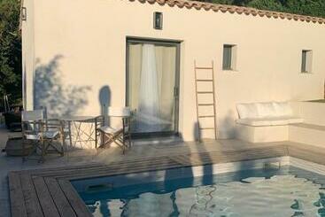 تختخواب و صبحانه Le Cabanon De Val