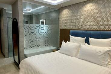 هتل Nare Boutique