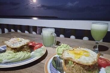 پانسیون Yohanes Guest House Sorake Surf Nias