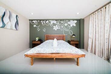 מלון דירות Jsb Suites