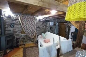 פנסיון Talasnal Casas Da Urze Ter