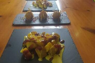 هتل Hostal Finca Mirador