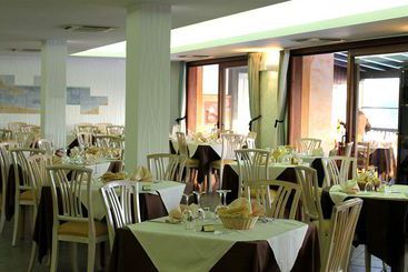 هتل Gh Borgo Saraceno  & Residence