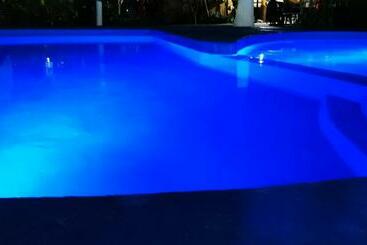 هتل Oasis Melaque