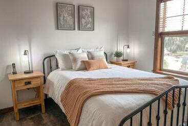 Remodeled Ski In Out   305 Soaring Eagle   Luxury!