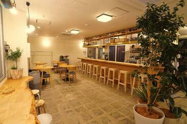 هتل La Union Twin Room With Share Bath Room   Vacation Stay 31448v