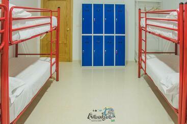 Albergue Multiaventura Active Andalucia