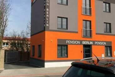 تختخواب و صبحانه Pension Berlin