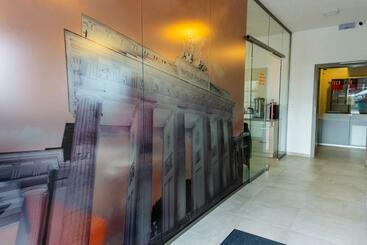تختخواب و صبحانه Pension Berlin